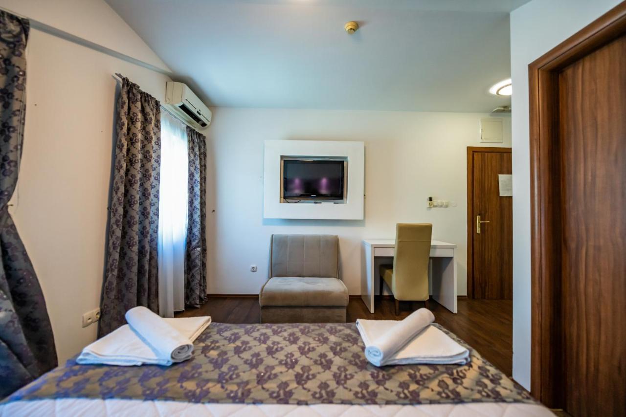 Hotel Oasis Gnojnice Exteriér fotografie