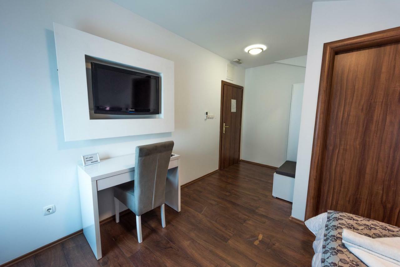 Hotel Oasis Gnojnice Exteriér fotografie