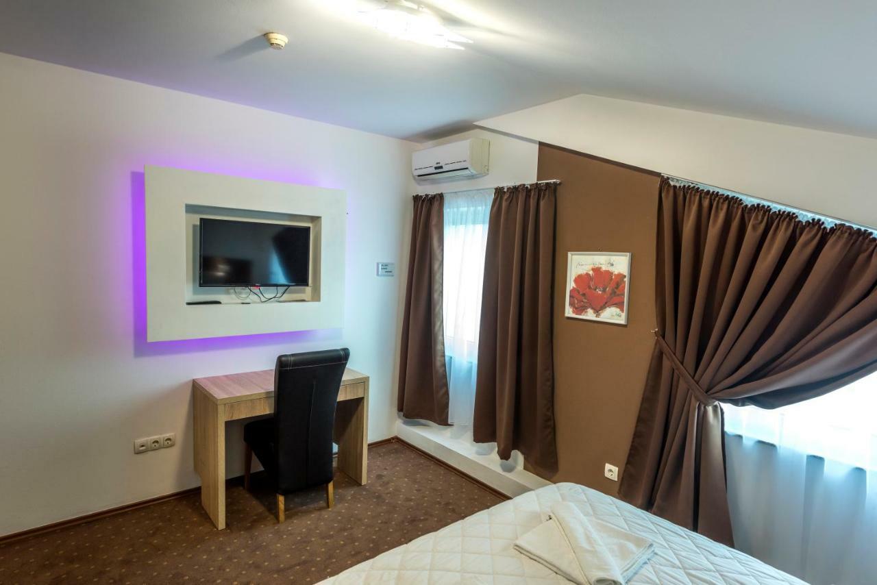 Hotel Oasis Gnojnice Exteriér fotografie
